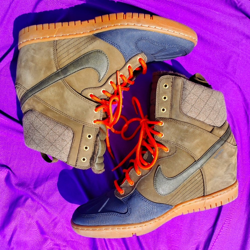 SOLD Nike Dunk Sky High Wedge Sneakerboot - Size 12 (Like New)